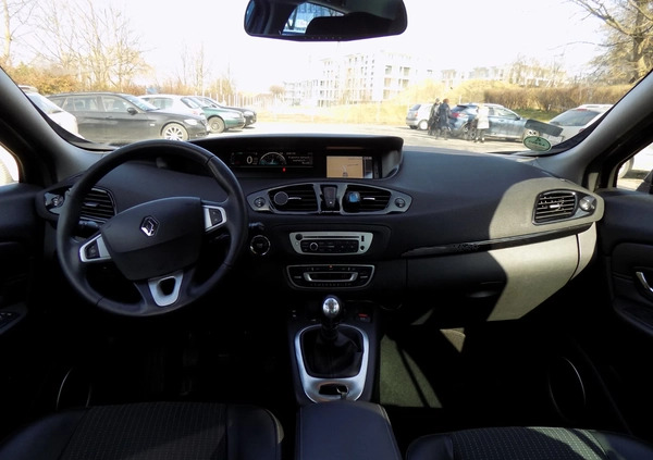 Renault Scenic cena 23000 przebieg: 205800, rok produkcji 2012 z Radomsko małe 232